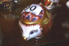 090-Royal-Crown-Derby-Orchard-Hedgehog