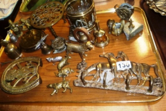 130-Tray-of-Brassware-etc