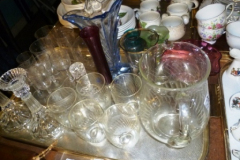 152-Tray-of-Glassware