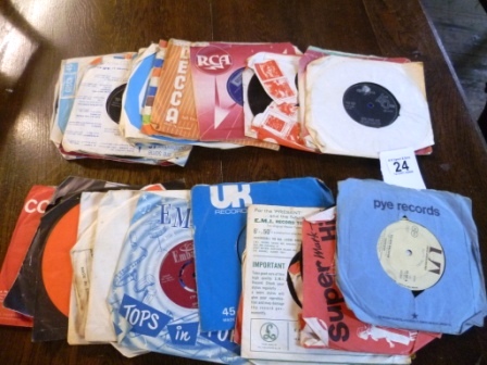 0024-Assorted-Rock-and-Pock-Singles-inc-Hawkwind-Beatles-etc