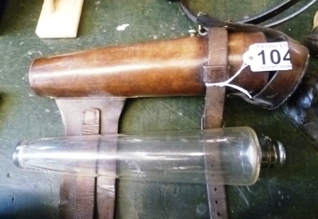 0104-Leather-Cased-Glass-Drinking-Flask