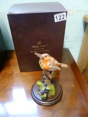 0122-Country-Artists-Robin-in-Box