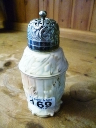 0169-Worcester-Sugar-Shaker