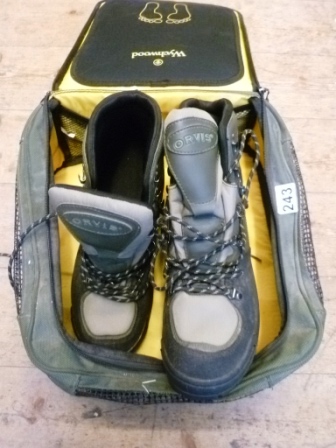 0243-Orvis-Boots-in-Case-Size-11