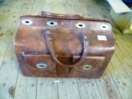 0253-Leather-Case