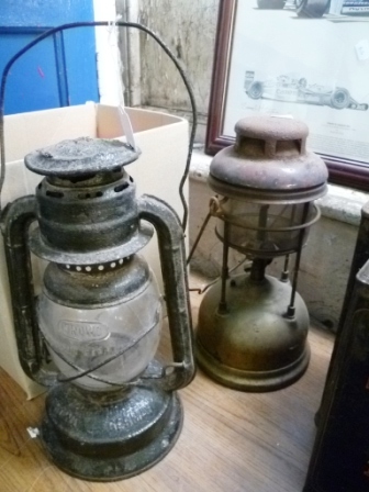 0288-2-Hurricane-Lamps