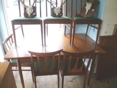 0436-Vintage-G-Plan-Pull-Out-Dining-Table-and-6-Chairs