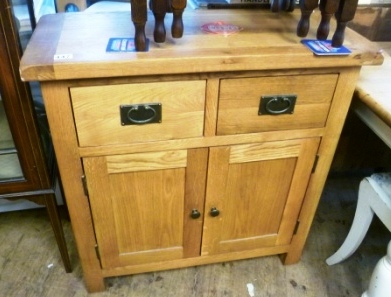 0447-Oak-2-Door-Cabinet