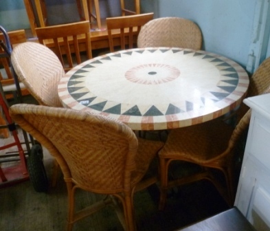 0470-Ornate-Circular-Table-and-4-Chairs