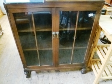 0472-Display-Cabinet