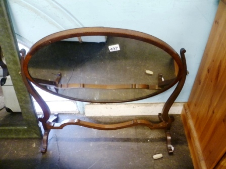 0497-Oval-Mirror-on-Stand