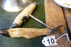 0103-Hoof-Bottle-Opener-and-Corkscrew