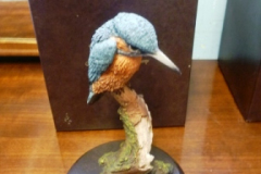 0123-Country-Artists-Kingfisher-in-Box