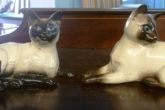 0142-2-Beswick-Siamese-Cats