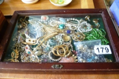 0179-Jewellery-Case-and-Contents