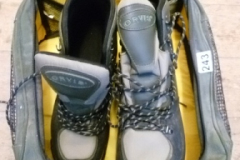 0243-Orvis-Boots-in-Case-Size-11