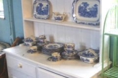 0467-White-Painted-Dresser