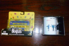 0010-Beatles-Box-Mug-and-Bus